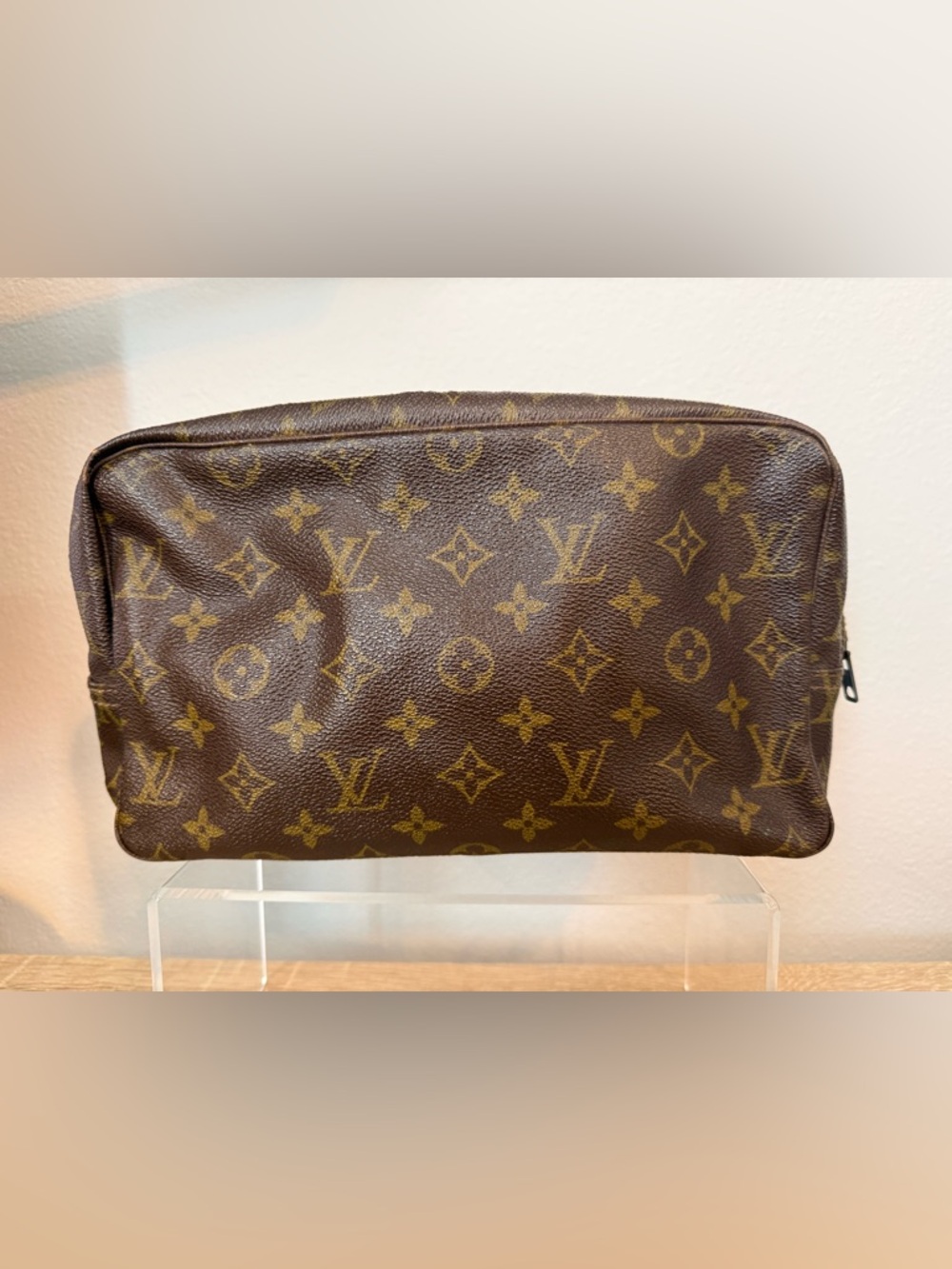 Louis Vuitton Monogram Trousse 28 toilette - Picture 2 of 12